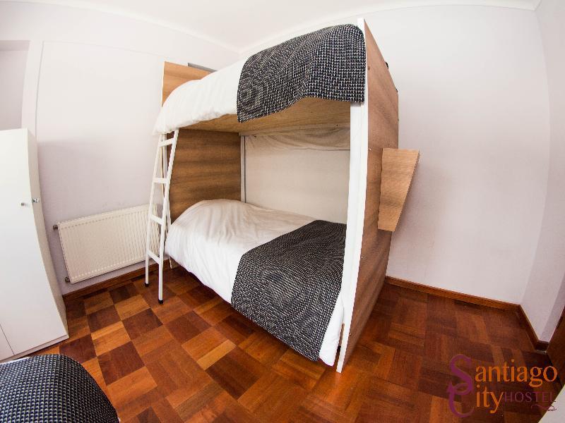 Hostal City